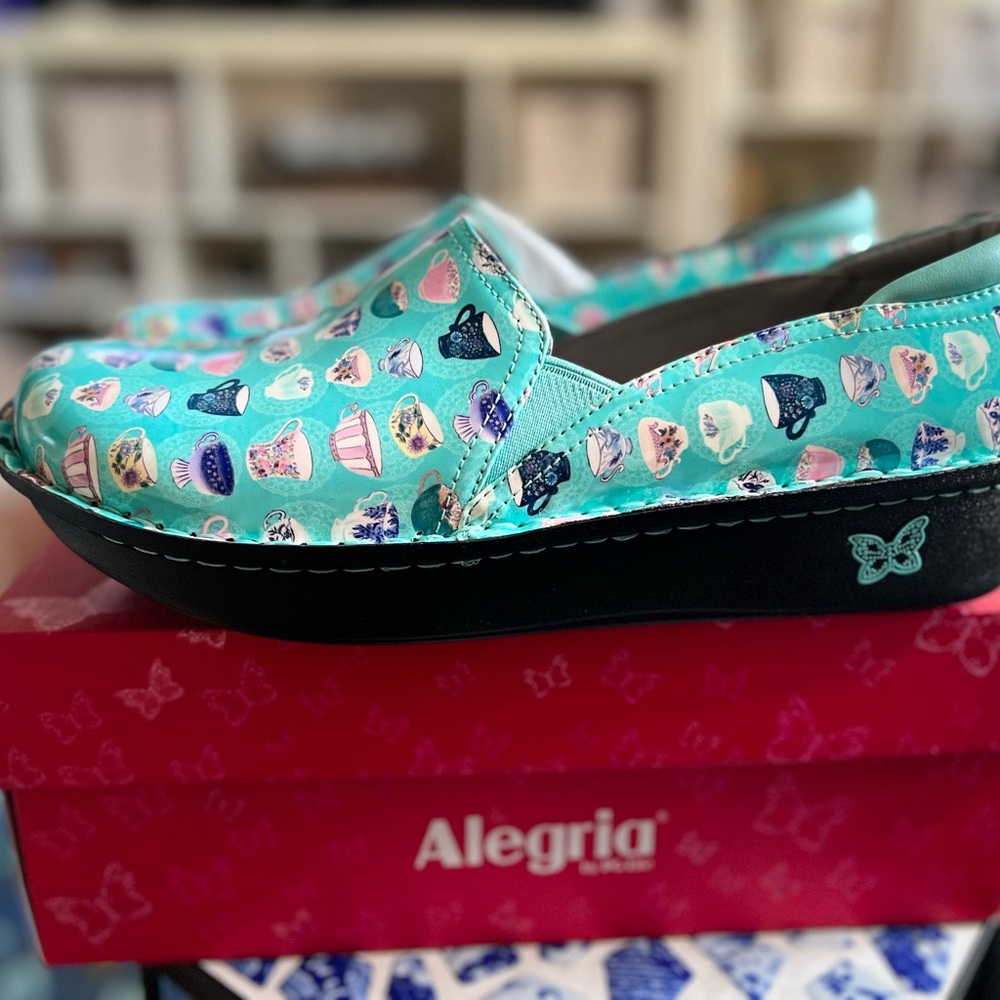 Alegria Teal Cup Print Slip-Ons in hard to find size